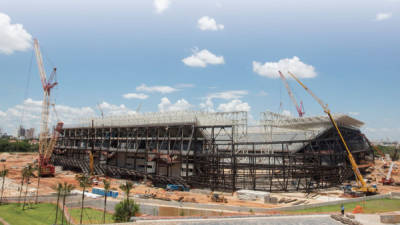 Arena Pantanal, en la ciudad de Cuiabá, es uno de los estadios en construcción para el Mundial 2014
