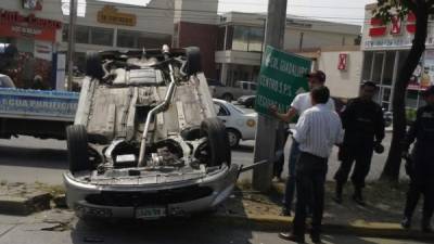 Supuestamente el accidente fue provocado por el pick up.