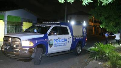 En la escena del crimen las autoridades policiales encontraron seis casquillos de pistola nueve milímetros.