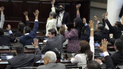 Tocará al pleno del Congreso decidir el futuro de los temas sensibles sobre los cuales no hubo consensos.