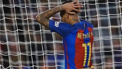 El Barcelona se estrelló contra el Málaga en el Camp Nou (0-0) en una duodécima jornada de la Liga española.