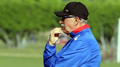 Manuel Keosseián en el entrenamiento de este viernes del Olimpia. Foto Ronald Aceituno