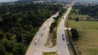 En el segundo anillo de circunvalación instalarán 190 postes con sus respectivasluminarias de led para garantizar su durabilidad. Foto: Yoseph Amaya