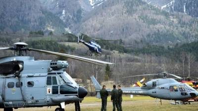 Las operaciones de rescate de las víctimas continúan hoy en los Alpes franceses.