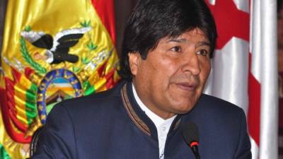 Evo Morales incumple la norma que prohíbe a los candidatos a hablar en público desde 72 horas antes de las elecciones.