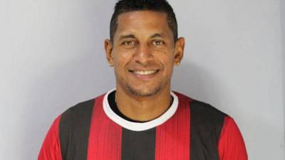 Carlo Costly jugará en la Liga de Ascenso de Honduras.
