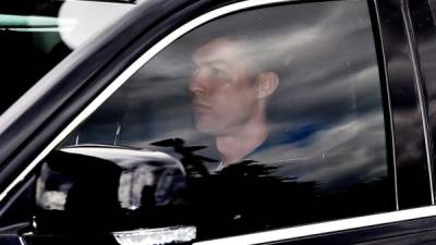 Cristiano Ronaldo en su auto. EFE/EPA/ALESSANDRO DI MARCO