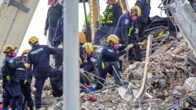 Las autoridades de Miami-Dade declararon que aún faltan 14 cuerpos por recuperar. Foto: EFE/Cristóbal Herrera/Archivo