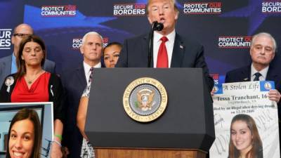 Trump redobla su ofensiva migratoria tras suspender la separación de familias en la frontera de EEUU./AFP.