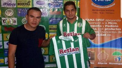 Luis Lobo fue presentado como nuevo refuerzo del Juticalpa.