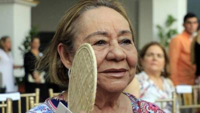 Mercedes Barcha, esposa, musa inspiradora y el gran amor del Nobel de Literatura colombiano Gabriel García Márquez, falleció este sábado a los 87 años en Ciudad de México, informó la Secretaría de Cultura Federal. EFE
