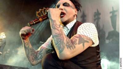 Según afirma el portal TMZ, Marilyn Manson se entregó a las fuerzas del orden la semana pasada y fue puesto en libertad poco después bajo fianza.