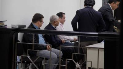 Rubén Bonilla, Óscar Guerra e Igmar Gonzales en audiencia.