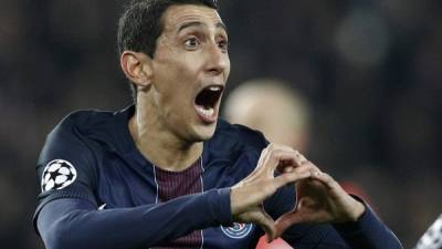 El jugador del París Saint Germain, Ángel Di María celebra después de anotar. Foto EFE.