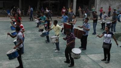 Los estudiantes del Instituto Liceo Morazánico tocarán temas tropicales.