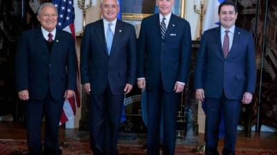 Los presidentes del Triángulo Norte junto a Joe Biden.