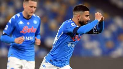 Lorenzo Insigne sigue haciendo historia con el Napoli.