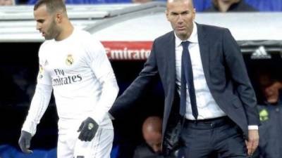 Zidane le recomendó a Jesé que ya busque otro equipo debido a que no entra en sus planes.