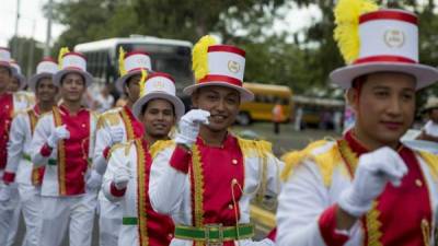 El presidente de Nicaragua, Daniel Ortega, inauguró las fiestas conmemorativas del 195 aniversario de la Independencia de su país de la Corona española con un desfile escolar y folclórico.
