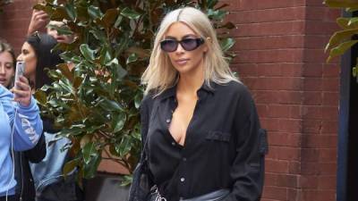 Kim Kardashian is seen wearing a leather fanny pack while out shopping in New York City, New York, USA. <P>Pictured: Kim Kardashian<B>Ref: SPL1573125 090917 </B><BR/>Picture by: J. Webber / Splash News<BR/></P><P><B>Splash News and Pictures</B><BR/>Los Angeles: 310-821-2666<BR/>New York: 212-619-2666<BR/>London: 870-934-2666<BR/>photodesk@splashnews.com<BR/></P>