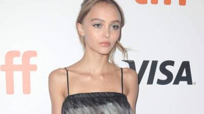 Lily-Rose Depp es hija del actor Johnny Depp y la actriz Vanessa Paradis.