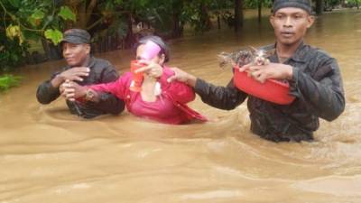 En la mayor parte del país se han registrado inundaciones y hay más de 300 personas evacuadas.