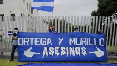 Estudiantes nicaragüenses siguen en las calles protestando contra Ortega y Murillo./AFP