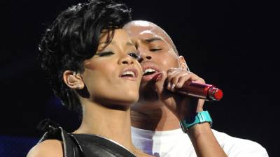 Rihanna y Chris Brown en una foto de archivo.