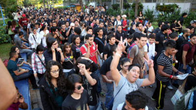 La convocatoria que nació en las redes sociales se concretó ayer en la Unah.