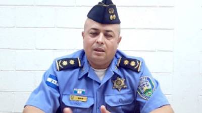 Selvyn Mayes, actual jefe de almacén de la Policía.