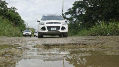 En una trampa mortal se ha convertido el tramo carretero y los pobladores piden atención a las autoridades municipales y del Gobierno.