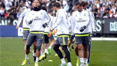 Cristiano Ronaldo en una sesión de entrenamiento del Real Madrid este viernes en el estadio Melbourne Cricket Ground. Foto EFE