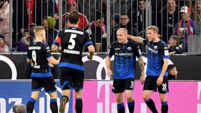 El Paderborn es último en lo que va de la temporada de la Bundesliga con apenas 16 puntos tras 25 jornadas disputadas. Foto Twitter @SCPaderborn07.