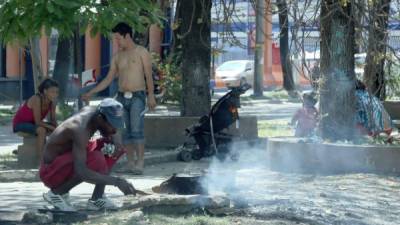 Por las calles deambulan personas pidiendo techo y comida. Foto: Amílcar Izaguirre