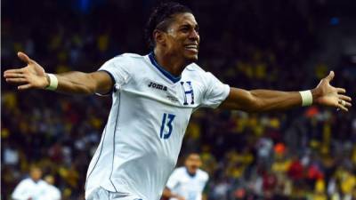 Carlo Costly hizo el único gol de Honduras en Brasil.