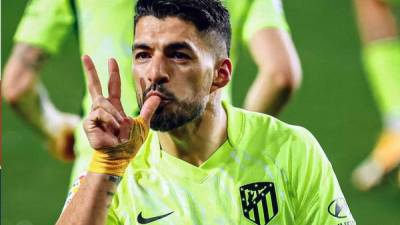 Luis Suárez le dio la victoria al Atlético de Madrid en el campo del Eibar con un doblete.