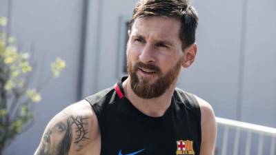 CORRIGE NOMBRE DE FUTBOLISTA. MIA32. WHIPPANY (NJ, EE.UU.), 20/07/2015.- El jugador del FC Barcelona Lionel Messi tras un entrenamiento hoy, jueves 20 de julio de 2017, en las instalaciones del club New York Red Bulls en Whippany, New Jersey (EE.UU.). El equipo azulgrana visita los Estados Unidos para una estadía de promoción y donde jugará tres partidos amistosos, ante el Juventus, el Manchester United y el Real Madrid. EFE/Edu Bayer