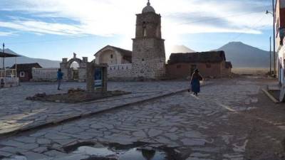 Iglesia de la comunidad de desaguadero.