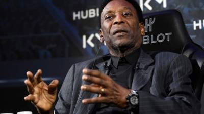 Pelé es el único jugador que ganó tres mundiales y sus 1,282 goles en 1,366 partidos lo avalan. FOTO AFP.