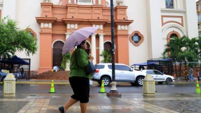 Hay una mínima posibilidad de lluvias por la tarde o noche en San Pedro Sula.