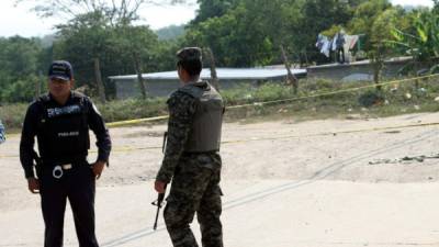 El cadáver de Edwin Roldán Sarmiento quedó tirado en la calle principal de la colonia Chulavista, de La Lima.