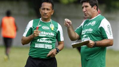 Jorge Pineda es el asistente técnico de Héctor Vargas.
