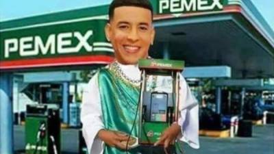 La escasez de combustible en México, provocada por un fallido plan de Andrés Manuel López Obrador para enfrentar el robo de gasolina, ha provocado kilométricas filas en las estaciones de servicio y generado la indignación del pueblo. Sin embargo, usuarios en redes sociales se lo toman con humor, compartiendo memes del #NoHayGasolina y #NoMásHuachicoleo.