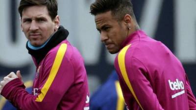 Neymar y Messi son grandes referentes del Barcelona.