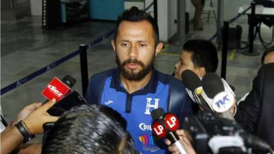 Alfredo Mejía habló con los medios de comunicación a la llegada de la Selección de Honduras a San Pedro Sula.