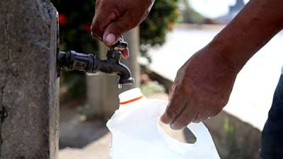 El fenómeno El Niño pone en evidencia que la escasez de agua es por falta de infraestructura. Foto: Franklyn Muñoz