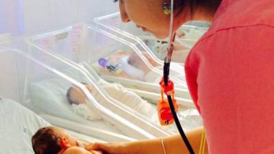 EL 18 de enero de 2017 se reportó la primera muerte de un bebé nacido con microcefalia en el Hospital Escuela.
