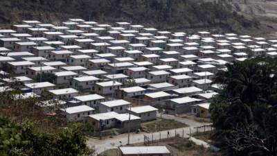 En la colonia Bosques de Jucutuma, Ticamaya, se construyen más de 900 casas populares.