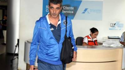 Diego Vázquez a la llegada del Motagua procedente de Panamá. Foto Ronald Aceituno