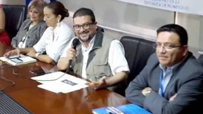 Autoridades sanitarias anunciaron campaña.